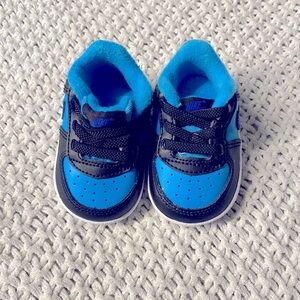Baby shoes